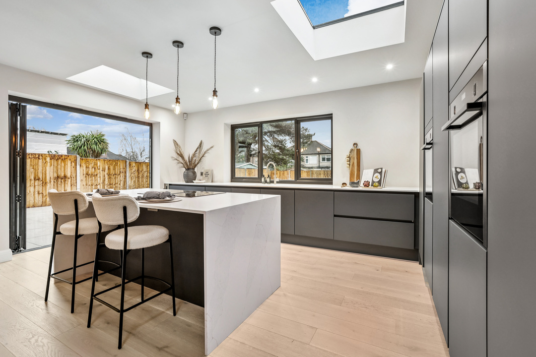 5 bed detached house for sale in Sunnydene Avenue, Ruislip, HA4