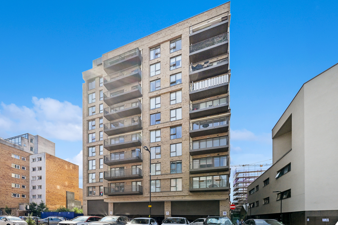 1 bed apartment for sale in Brownlow Road, Ealing, London, W13  - Property Image 6