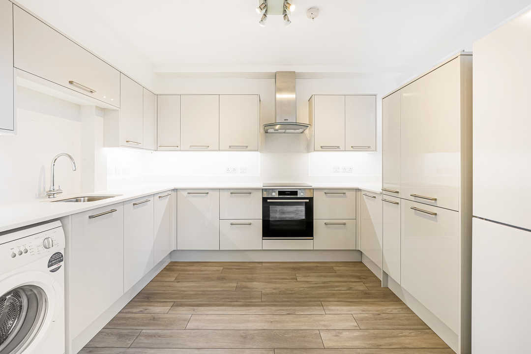 2 bed apartment for sale in Hills Mews, Florence Road, Ealing, London, W5  - Property Image 2