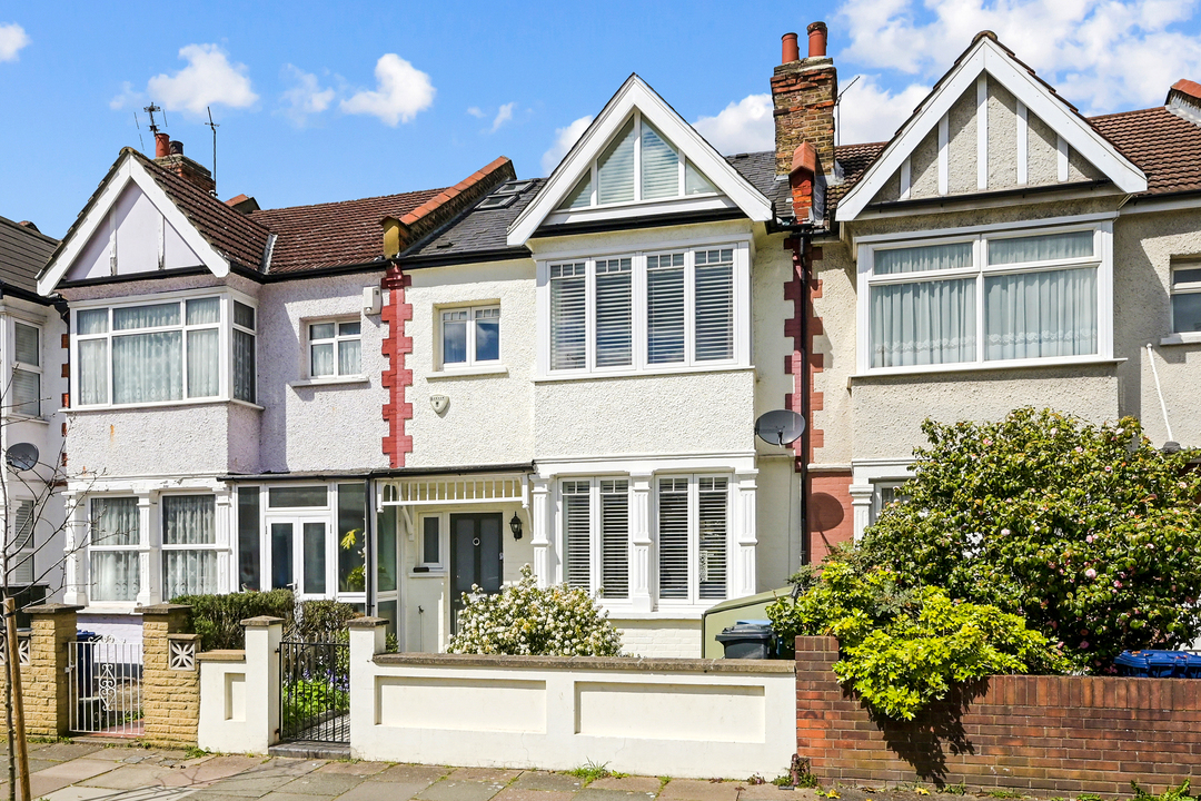 4 bed terraced house for sale in Mayfield Avenue, Ealing, Northfields, London, W13  - Property Image 17