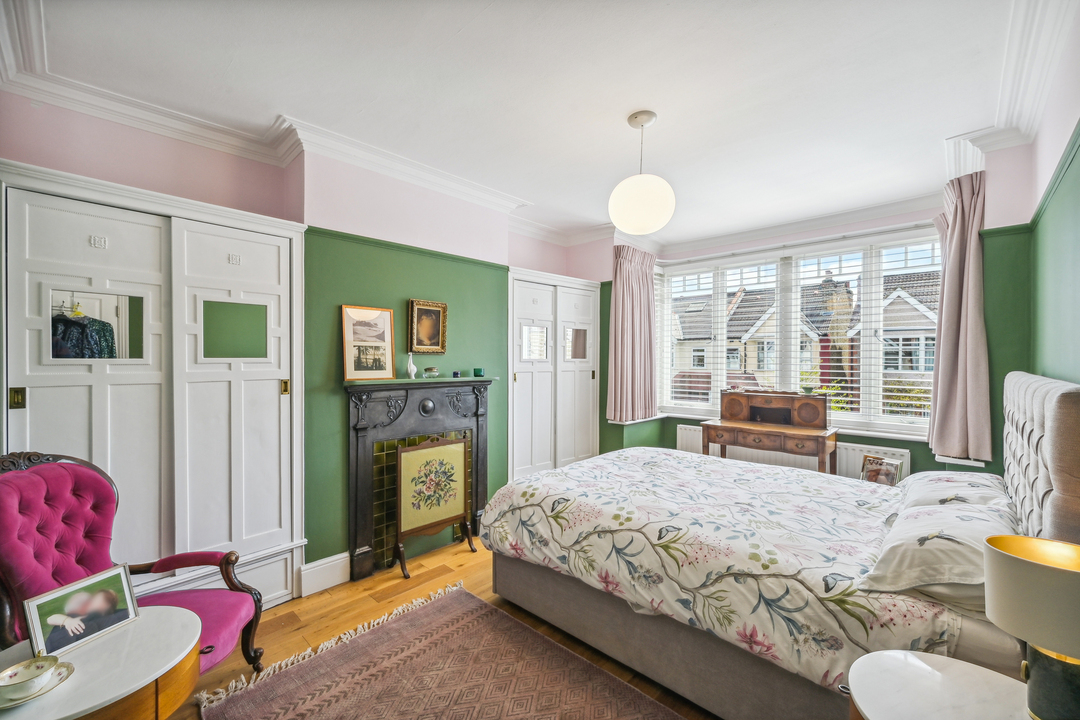4 bed terraced house for sale in Mayfield Avenue, Ealing, Northfields, London, W13  - Property Image 5