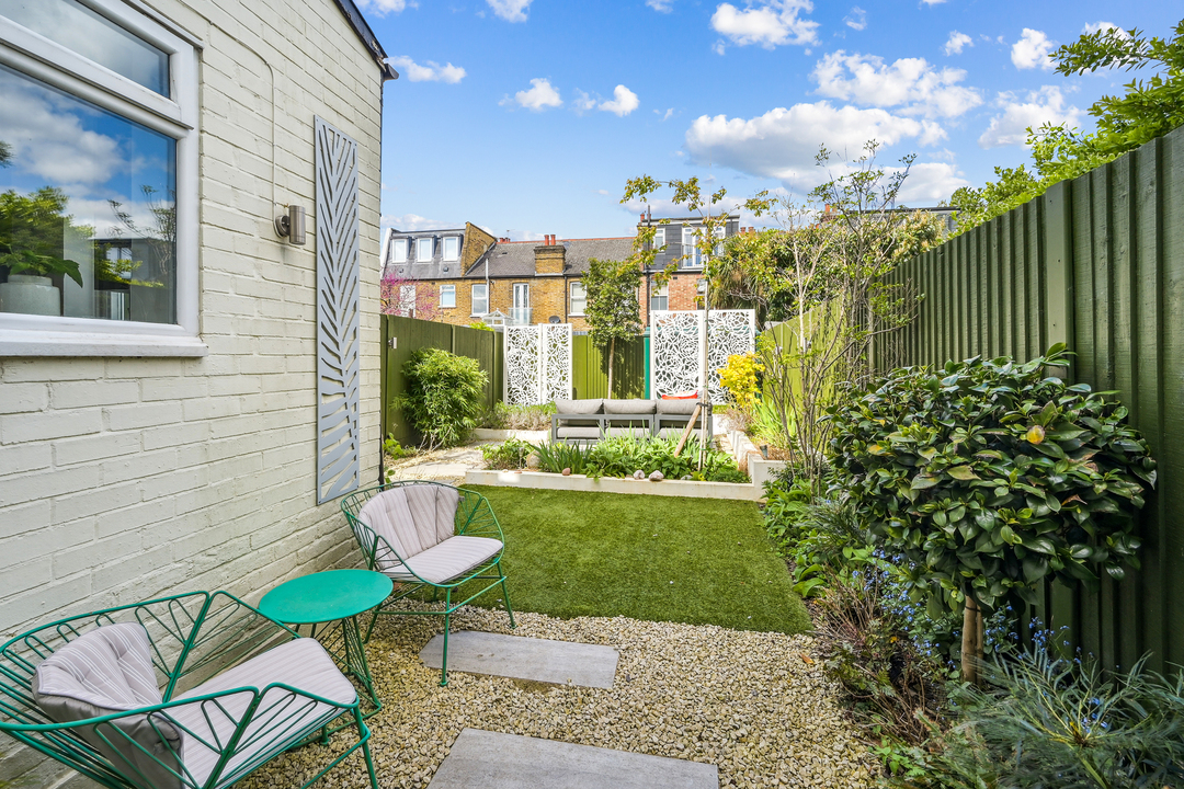 4 bed terraced house for sale in Mayfield Avenue, Ealing, Northfields, London, W13  - Property Image 4