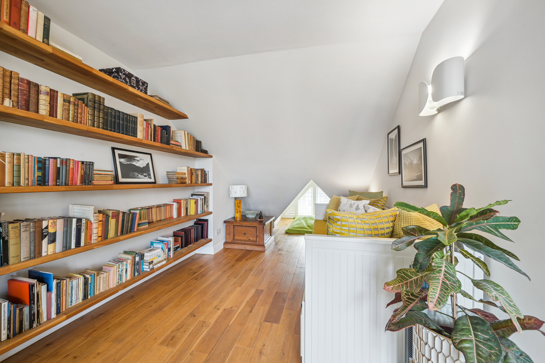 4 bed terraced house for sale in Mayfield Avenue, Ealing, Northfields, London, W13  - Property Image 14