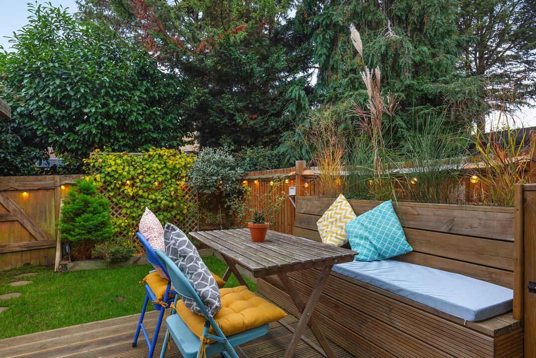 2 bed apartment for sale in Raymond Avenue, Northfields, Ealing, London, W13  - Property Image 12