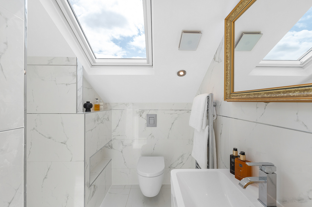 2 bed apartment for sale in Hastings Road, Ealing, London, W13  - Property Image 8