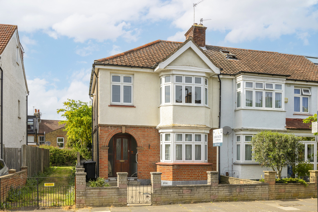 3 bed semi-detached house for sale in Manton Avenue, Hanwell, London, W7