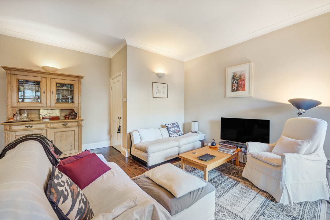 4 bed semi-detached house for sale in Highview Road, Ealing, London, W13  - Property Image 8