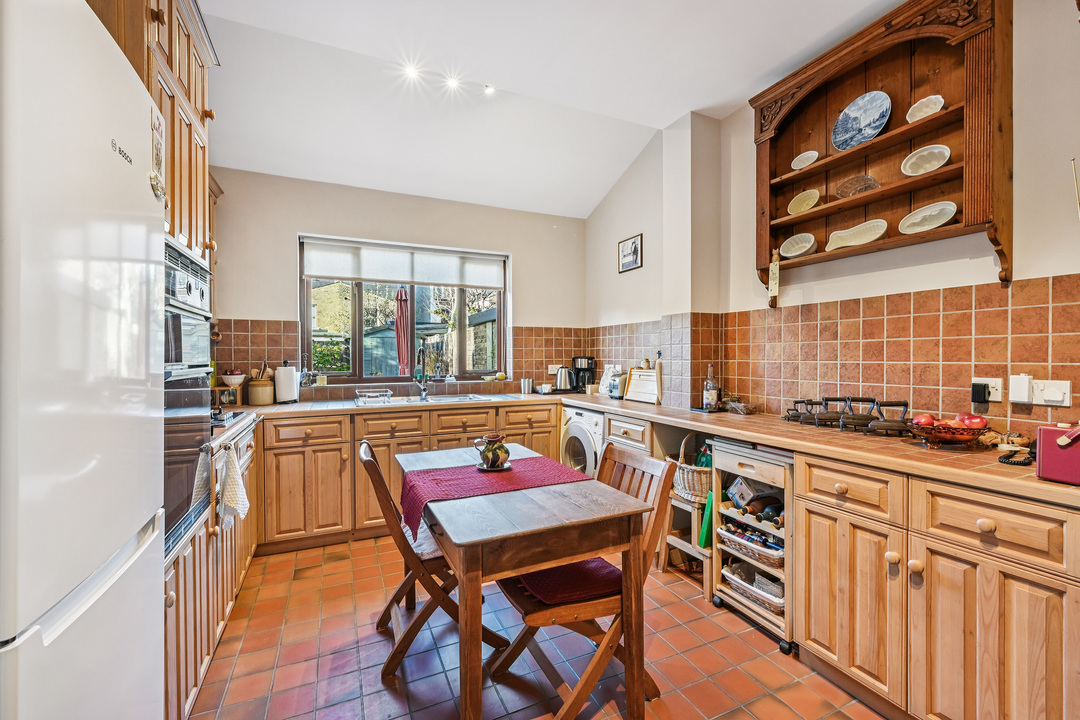 4 bed semi-detached house for sale in Highview Road, Ealing, London, W13  - Property Image 11
