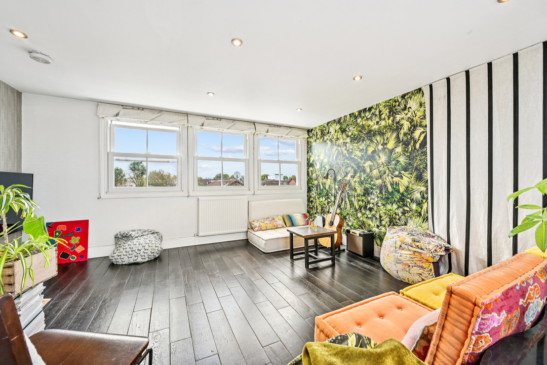 2 bed apartment for sale in Hessel Road, Ealing, London, W13  - Property Image 15