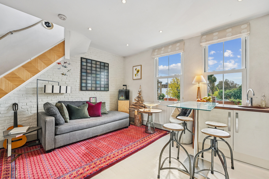 2 bed apartment for sale in Hessel Road, Ealing, London, W13  - Property Image 5