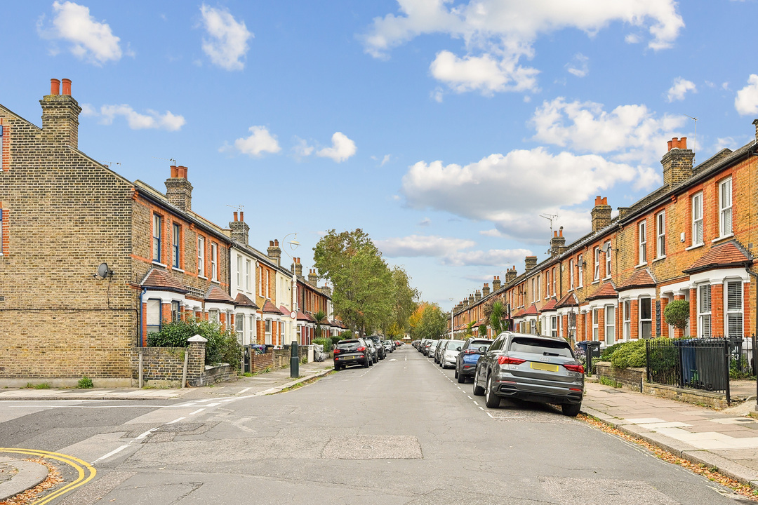 2 bed apartment for sale in Hessel Road, Ealing, London, W13  - Property Image 20