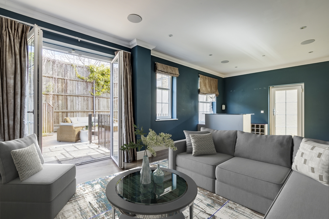 3 bed terraced house to rent in Sayers Court, St Marys Road, Ealing, London, W5  - Property Image 7