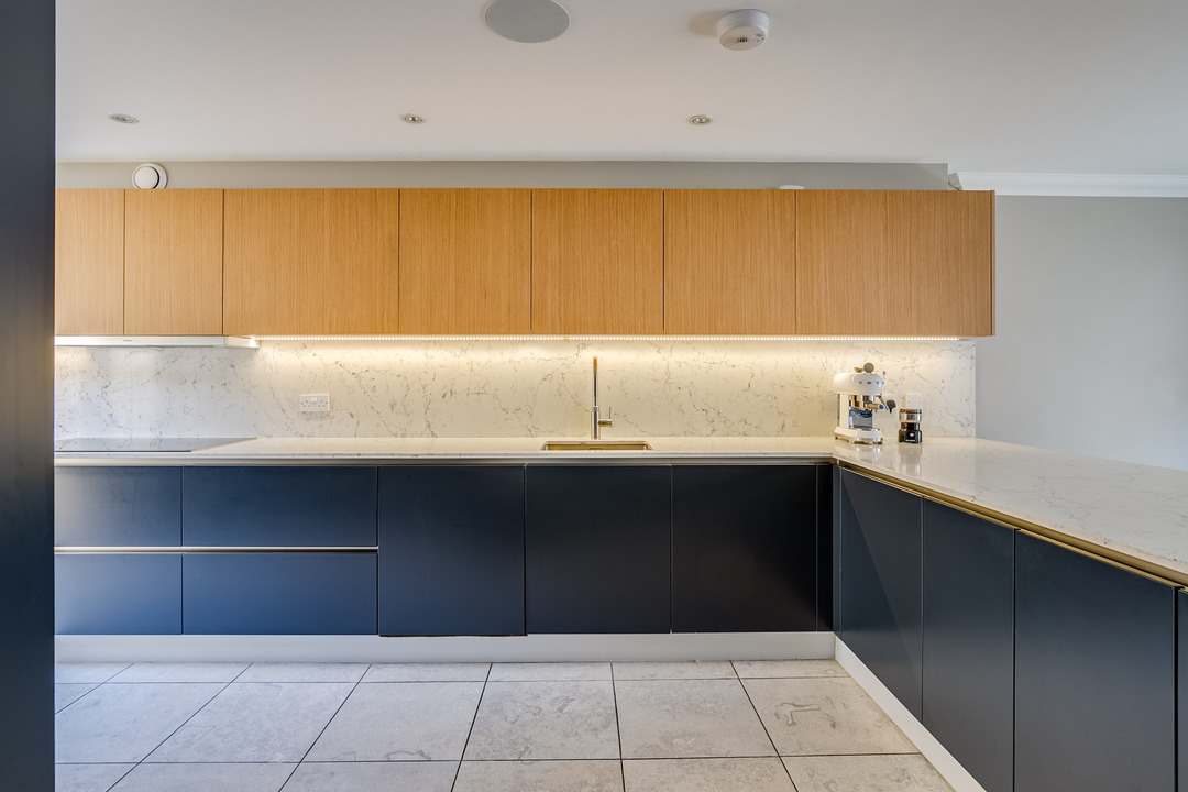 3 bed terraced house to rent in Sayers Court, St Marys Road, Ealing, London, W5  - Property Image 15