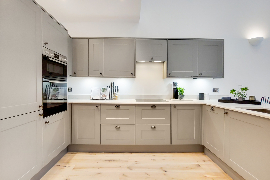 3 bed house for sale in High Street, Brentford, TW8  - Property Image 3