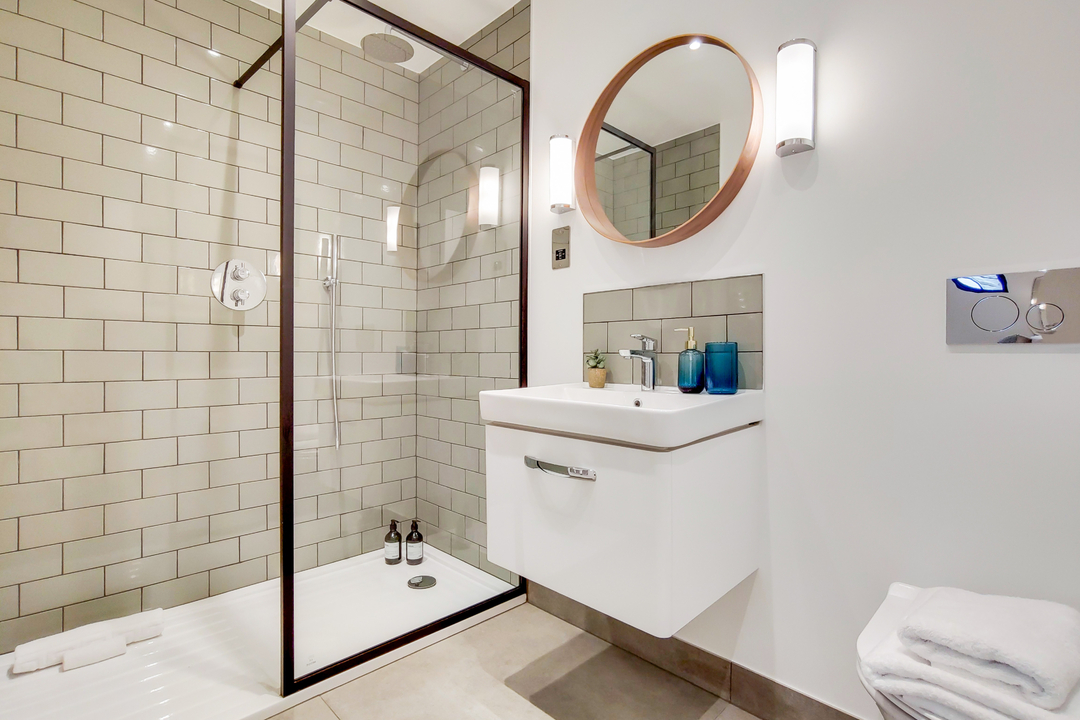 3 bed house for sale in High Street, Brentford, TW8  - Property Image 7