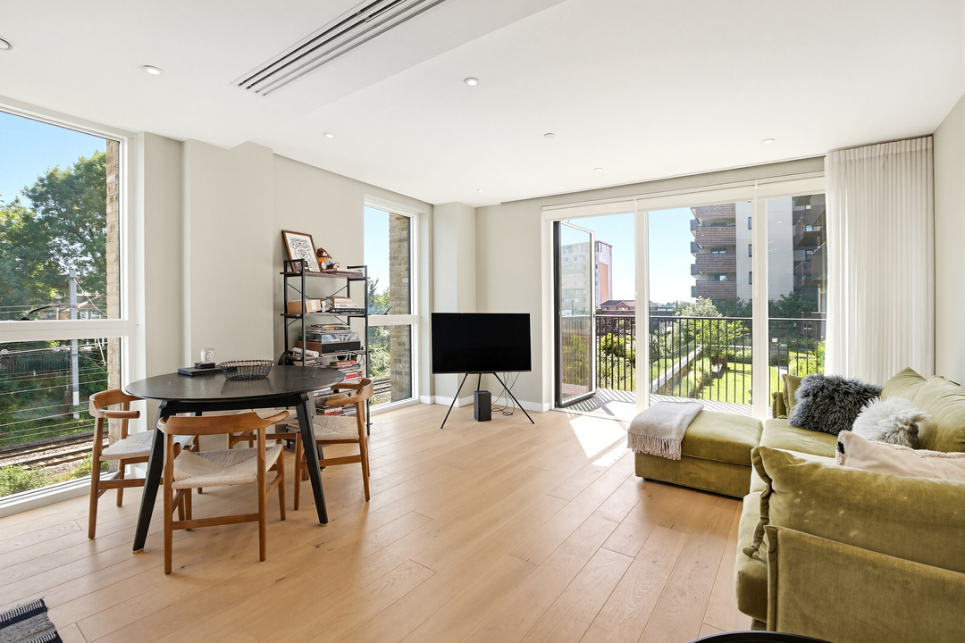 2 bed apartment to rent in Bathgate Place, Ealing, London, W13  - Property Image 1