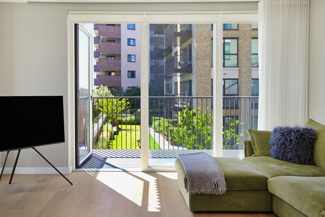 2 bed apartment to rent in Bathgate Place, Ealing, London, W13  - Property Image 4