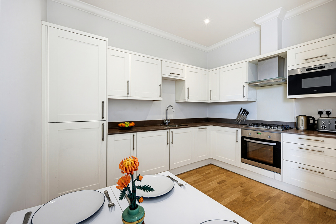 1 bed apartment to rent in Clerkenwell House, Hilda Road, London, UB2  - Property Image 2