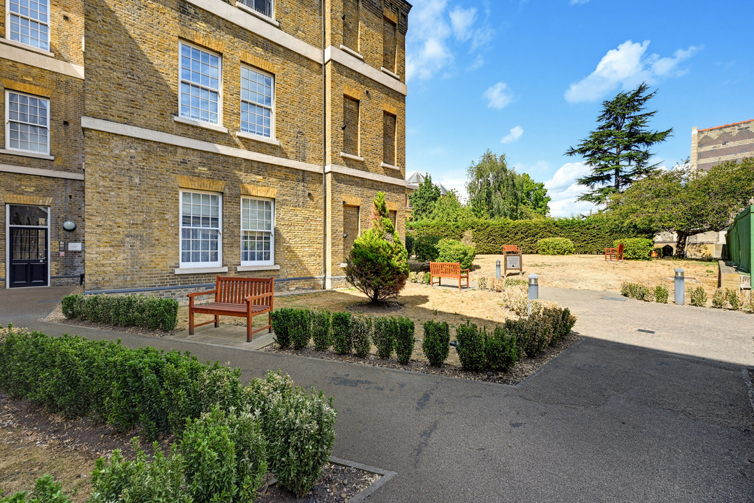 1 bed apartment to rent in Clerkenwell House, Hilda Road, London, UB2  - Property Image 10