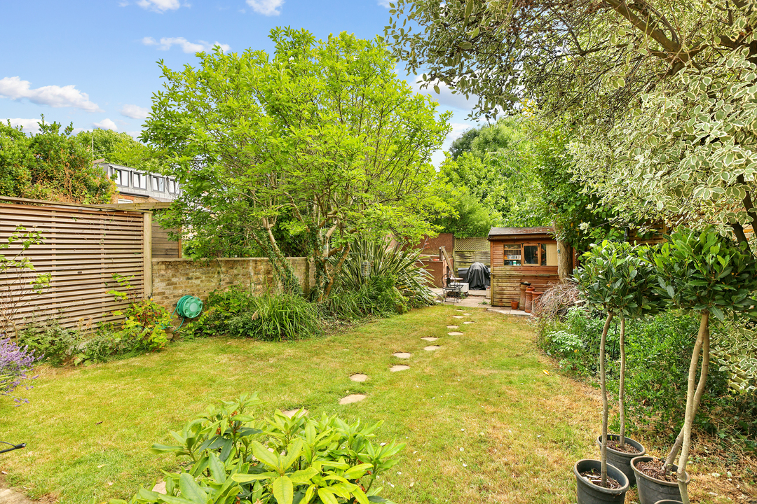 5 bed semi-detached house for sale in Sutherland Avenue, Ealing, London, W13  - Property Image 25