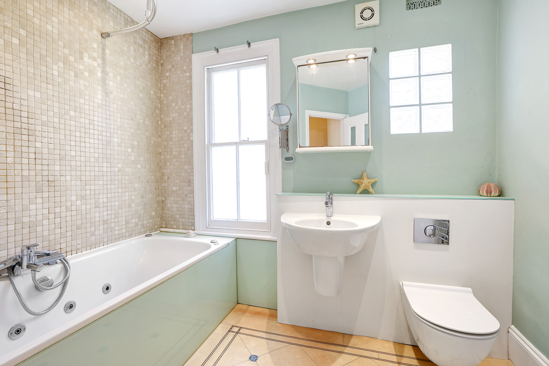 5 bed semi-detached house for sale in Sutherland Avenue, Ealing, London, W13  - Property Image 22