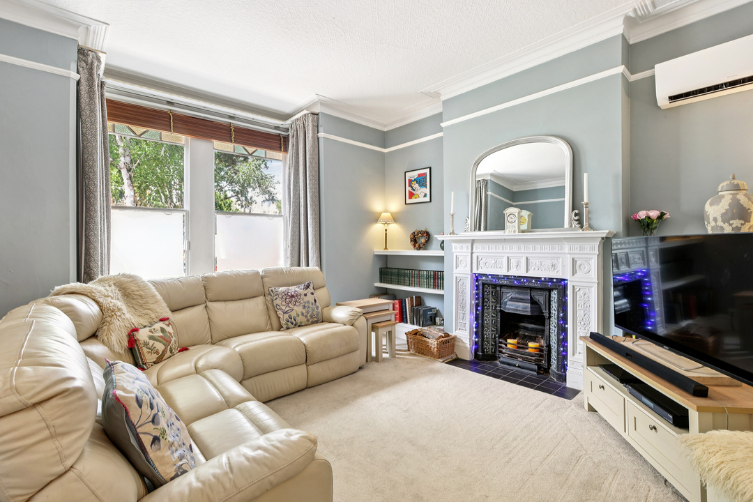 5 bed semi-detached house for sale in Sutherland Avenue, Ealing, London, W13  - Property Image 11