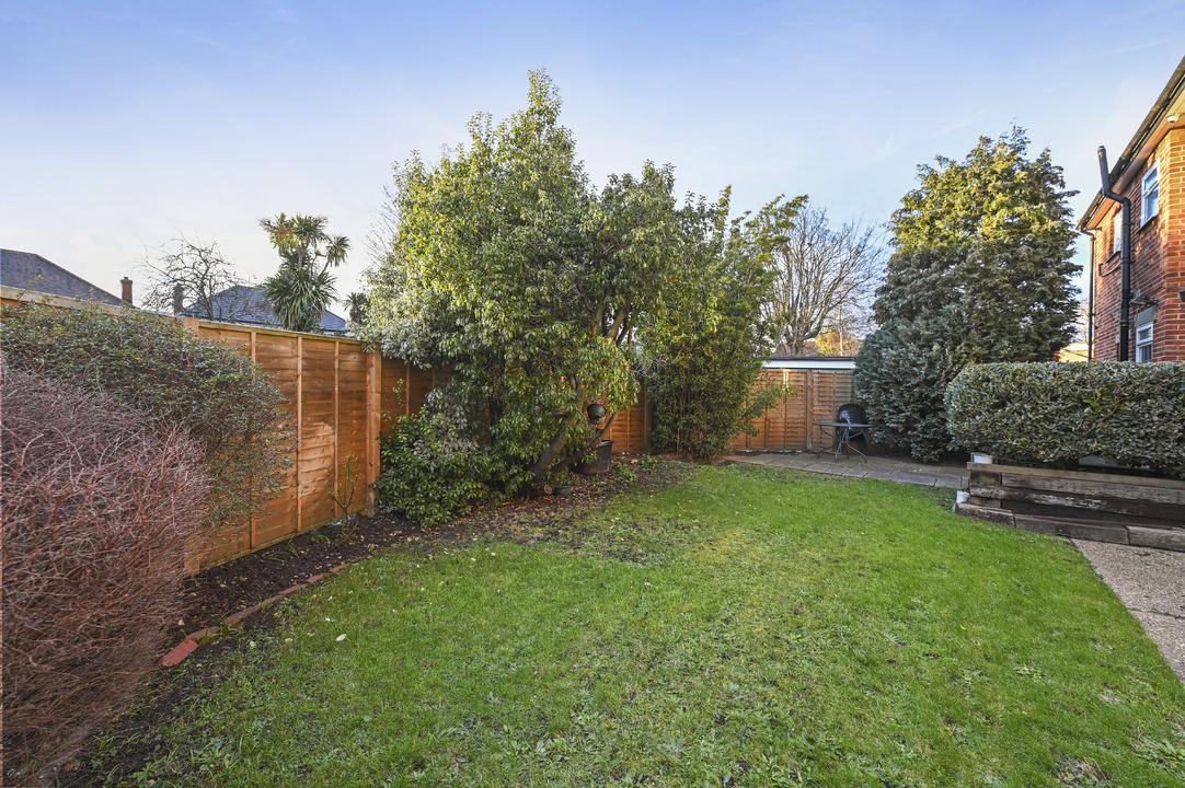 2 bed apartment for sale in Baronsmede Court, Baronsmede, Ealing, London, W5  - Property Image 12