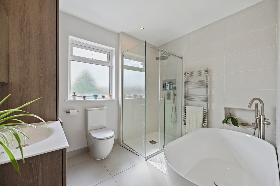4 bed terraced house for sale in Darwin Road, Ealing, London, W5  - Property Image 5