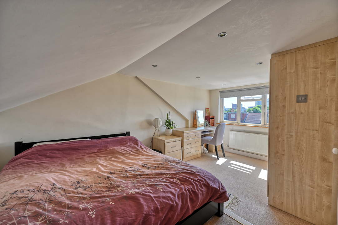 4 bed terraced house for sale in Darwin Road, Ealing, London, W5  - Property Image 12