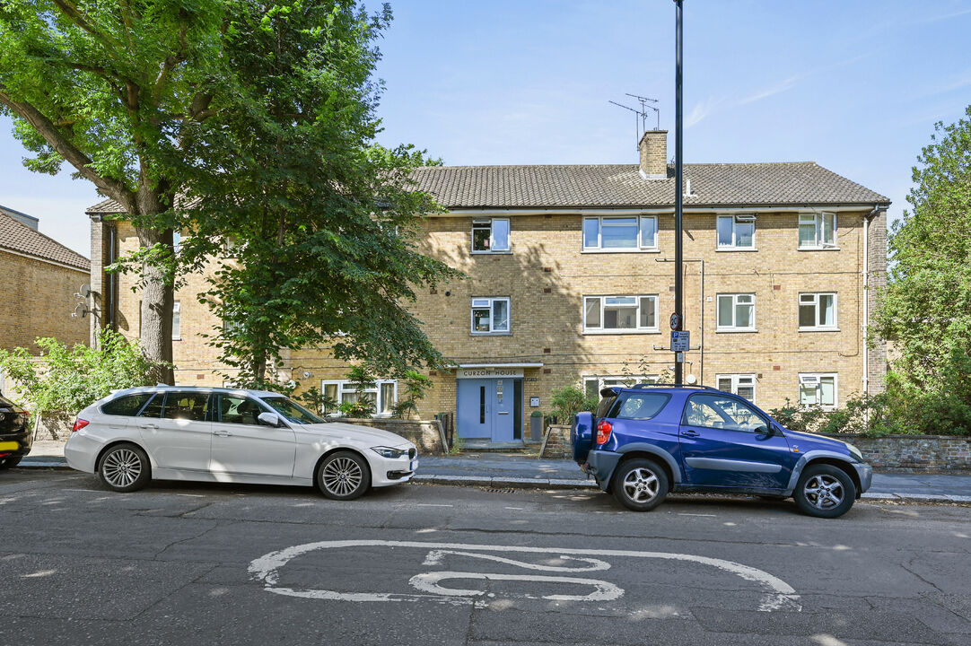 3 bed apartment for sale in Castlebar Park, Ealing, London, W5  - Property Image 7