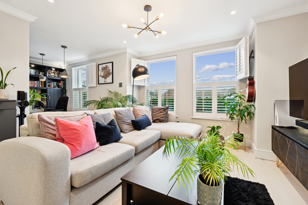 1 bed apartment for sale in Sutherland Road, Ealing, London, W13  - Property Image 3