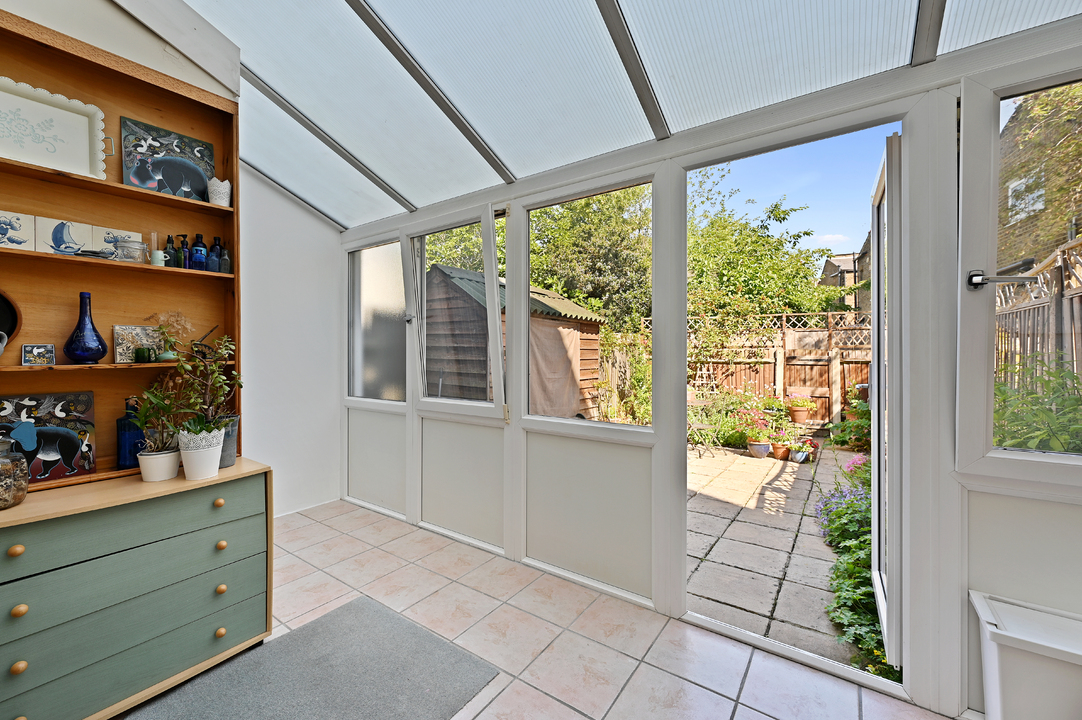 3 bed terraced house for sale in Regina Terrace, West Ealing, Northfields, London, W13  - Property Image 11