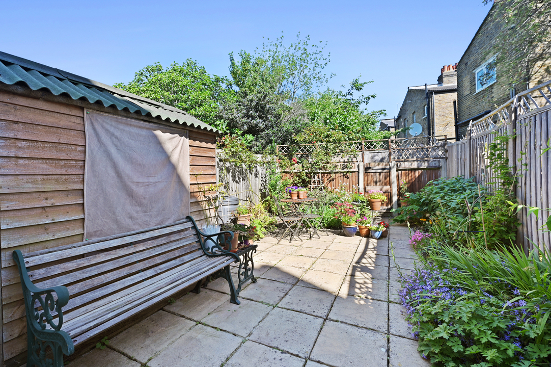 3 bed terraced house for sale in Regina Terrace, West Ealing, Northfields, London, W13  - Property Image 3
