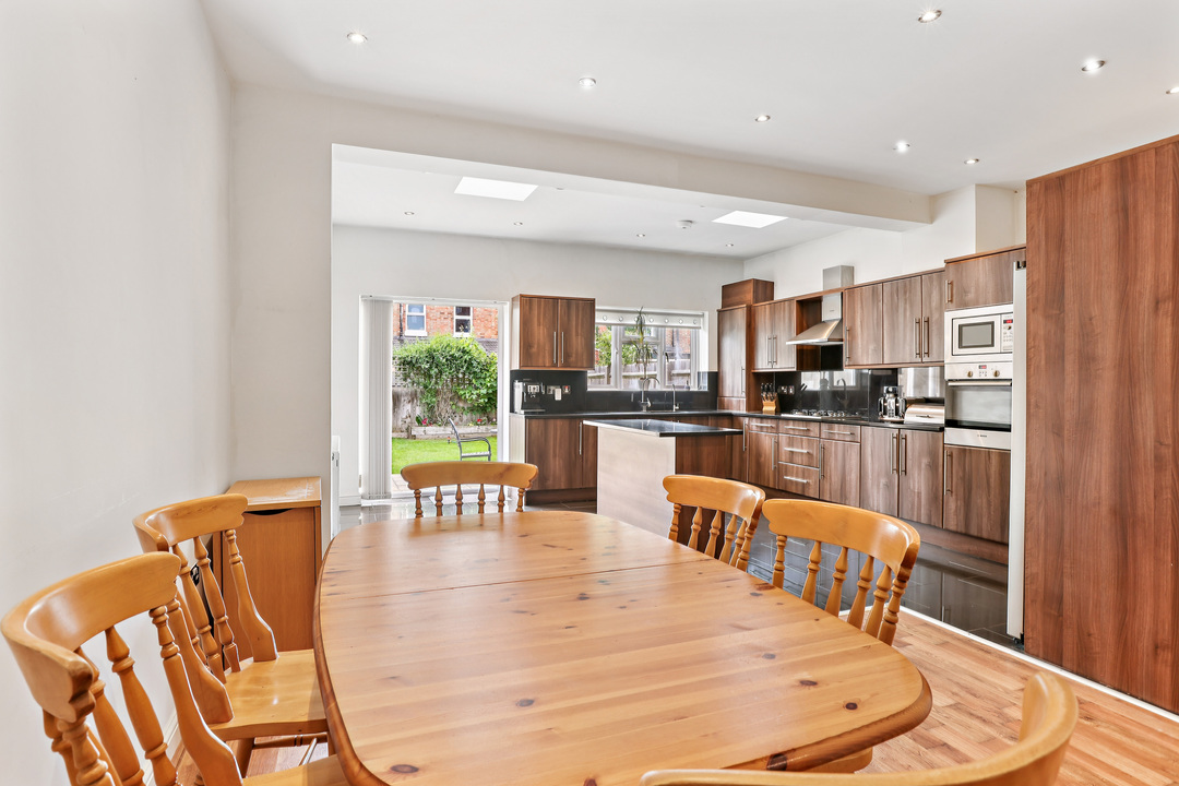 4 bed terraced house for sale in Mayfield Avenue, Ealing, London, W13  - Property Image 12