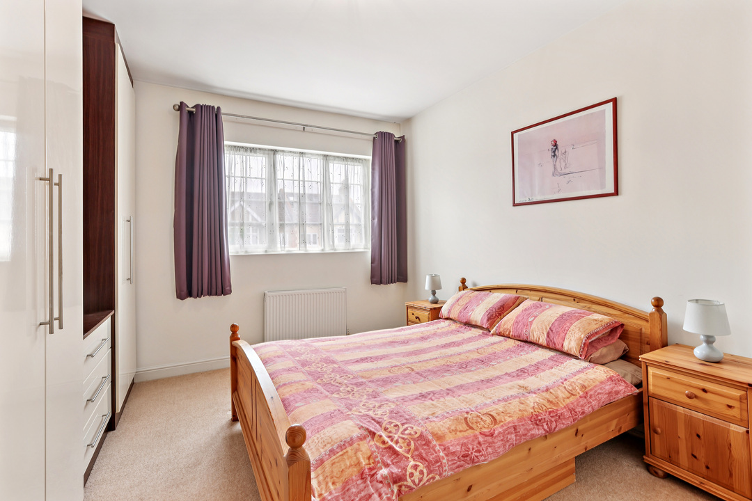 4 bed terraced house for sale in Mayfield Avenue, Ealing, London, W13  - Property Image 10