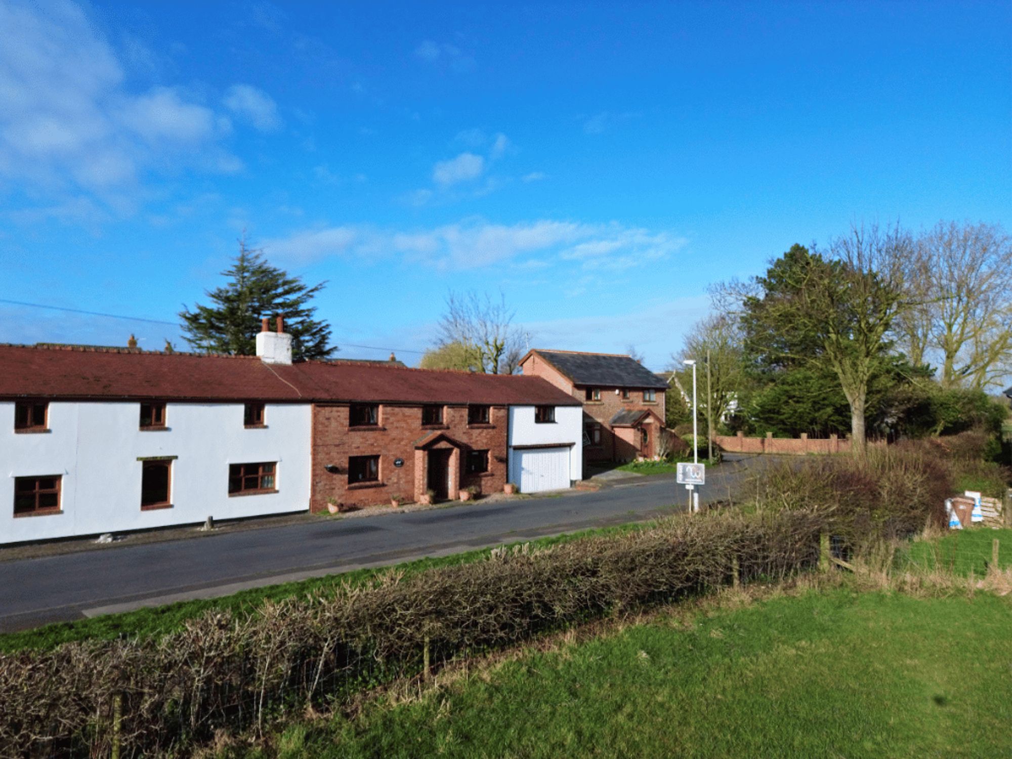 4 Bed Semi-Detached Cottage For Sale In Moss House Lane, Much Hoole, (Ref: 31Ae7179-7...), PR4