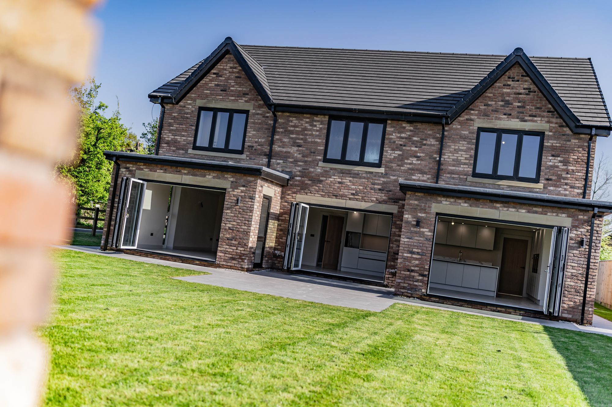 5 Bed Detached House For Sale In Elmbank Drive, Hall Lane, (Ref: 6Df2412f-6...), PR4