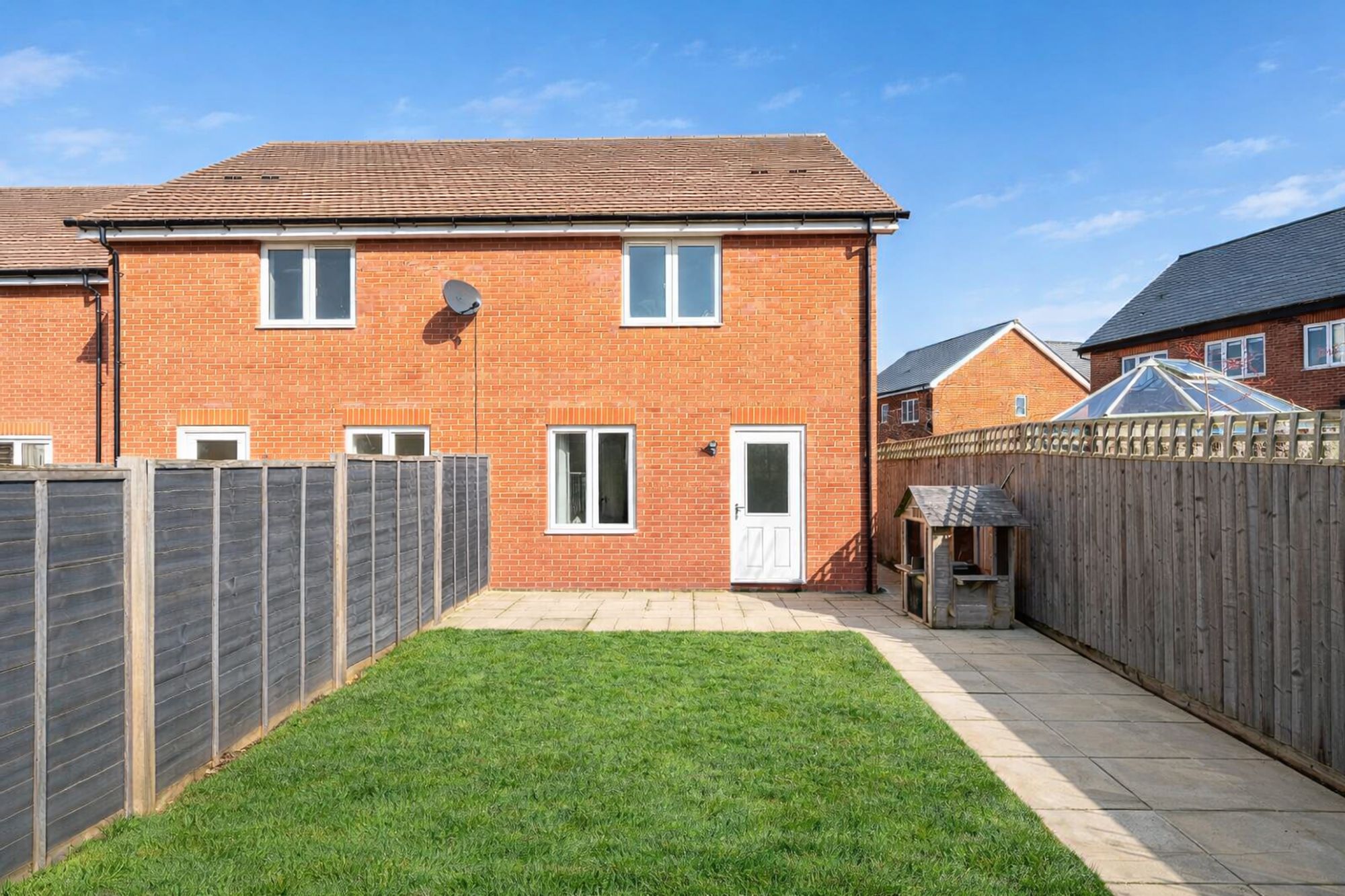 Ox44 2 bed semi-detached house for sale in Hayward Bridge Road, Stadhampton ...