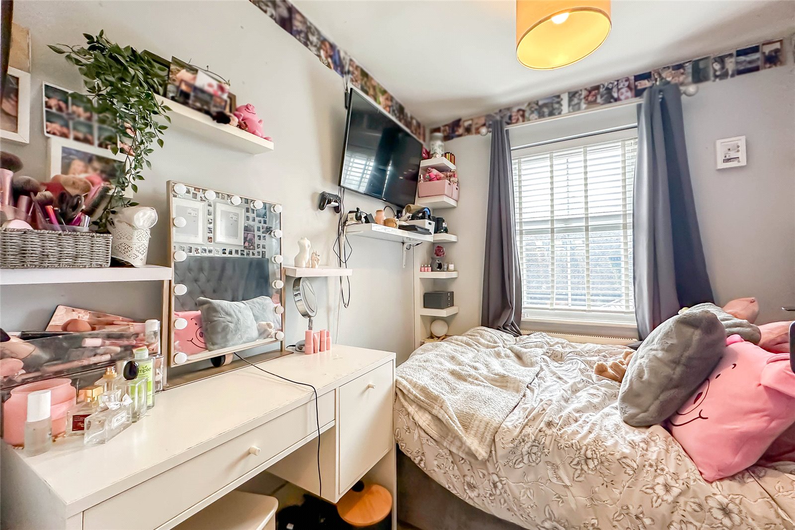 2 bed terraced house for sale in Lower Luton Road, Harpenden, Hertfordshire, AL5  - Property Image 9