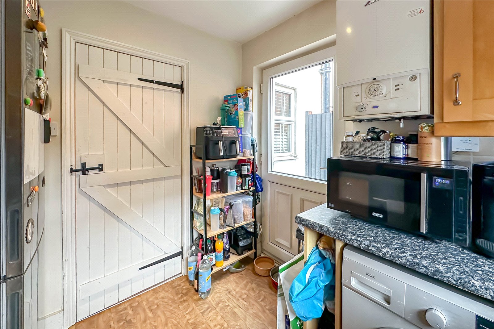 2 bed terraced house for sale in Lower Luton Road, Harpenden, Hertfordshire, AL5  - Property Image 3