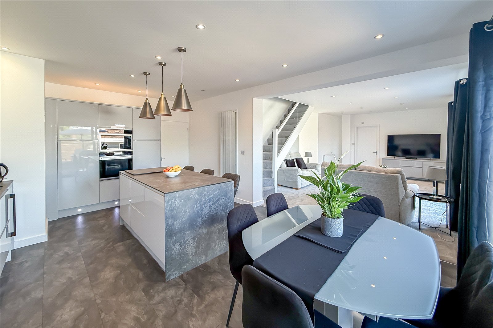 4 bed for sale in Brocket Road, Welwyn Garden City, Hertfordshire, AL8 - Property Image 16
