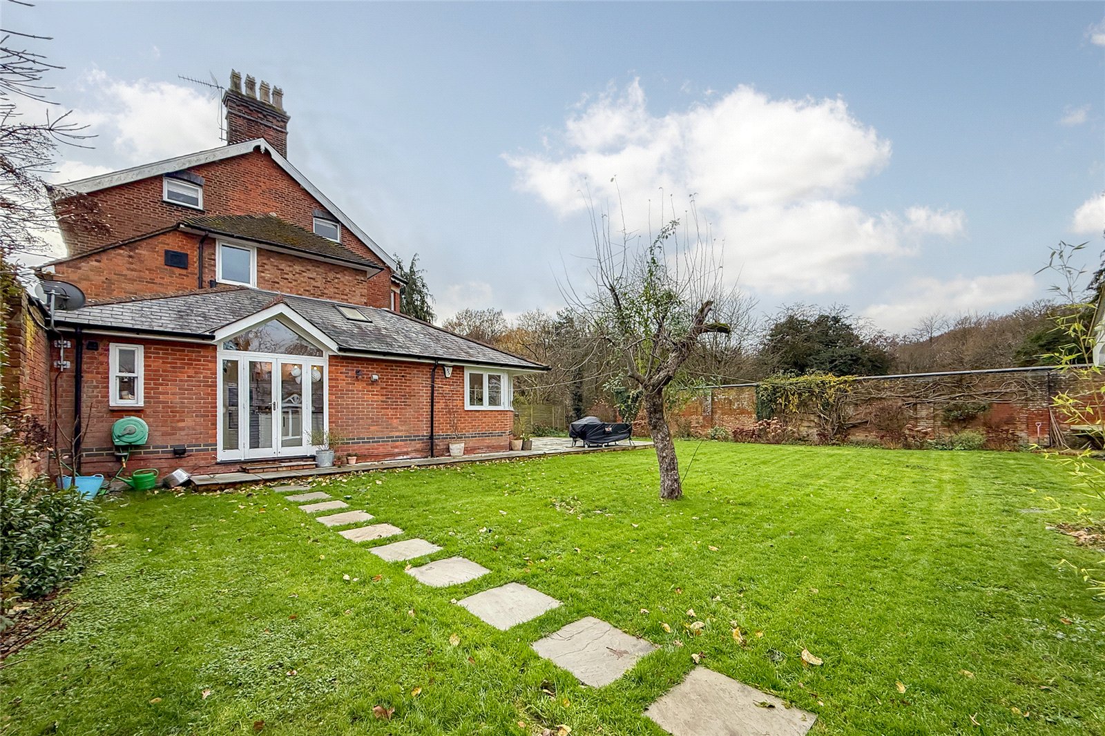 4 bed semi-detached house for sale in Gustard Wood, Wheathampstead, Hertfordshire, AL4  - Property Image 9