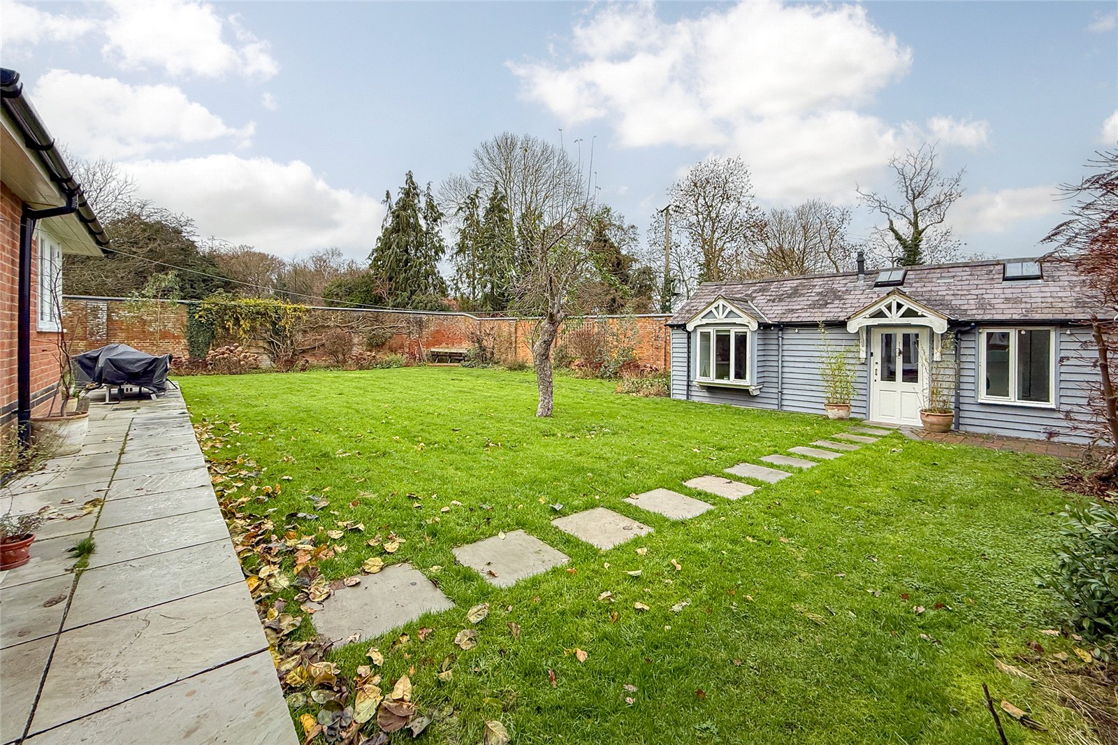 4 bed semi-detached house for sale in Gustard Wood, Wheathampstead, Hertfordshire, AL4  - Property Image 14