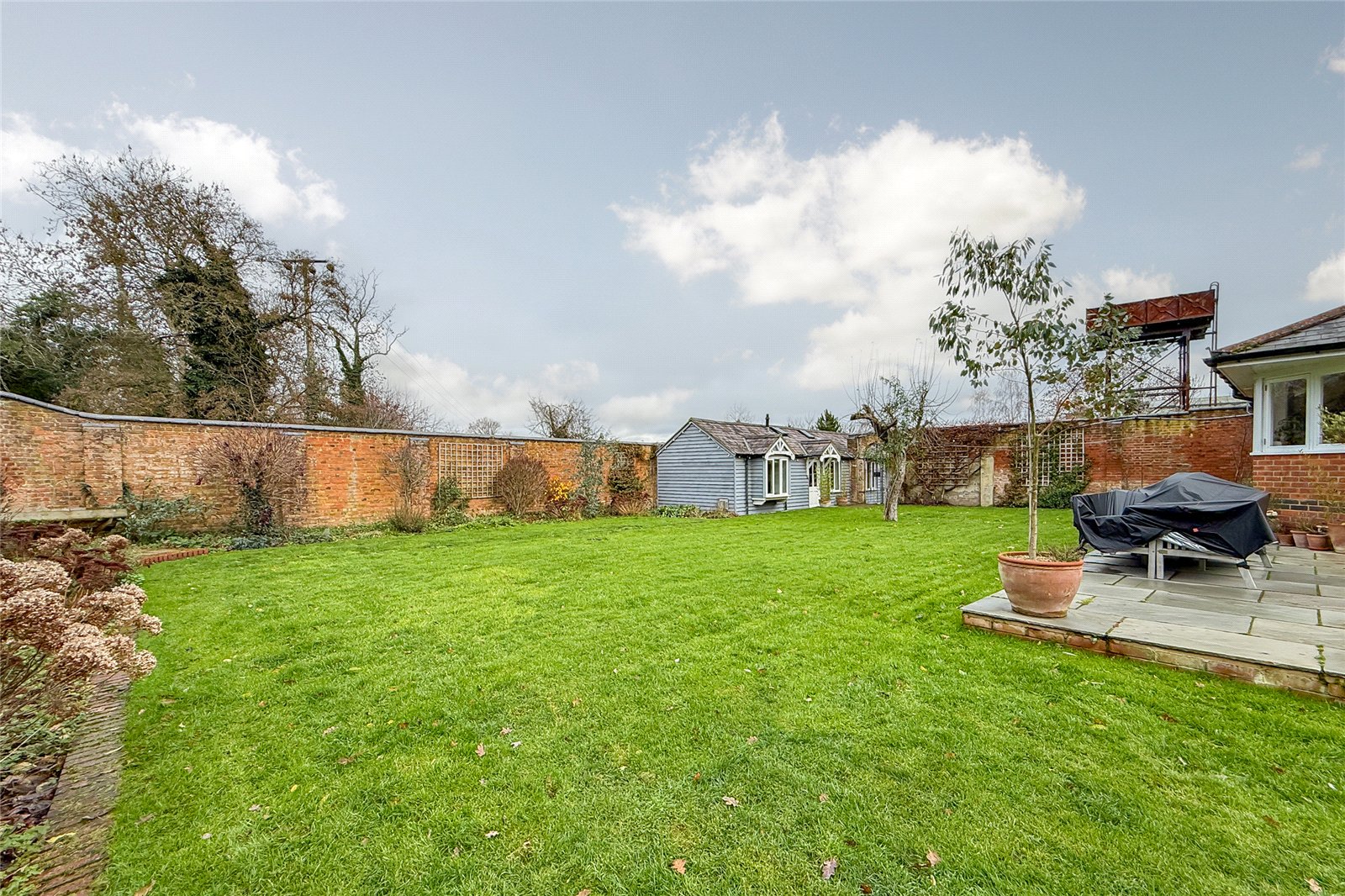 4 bed semi-detached house for sale in Gustard Wood, Wheathampstead, Hertfordshire, AL4  - Property Image 16