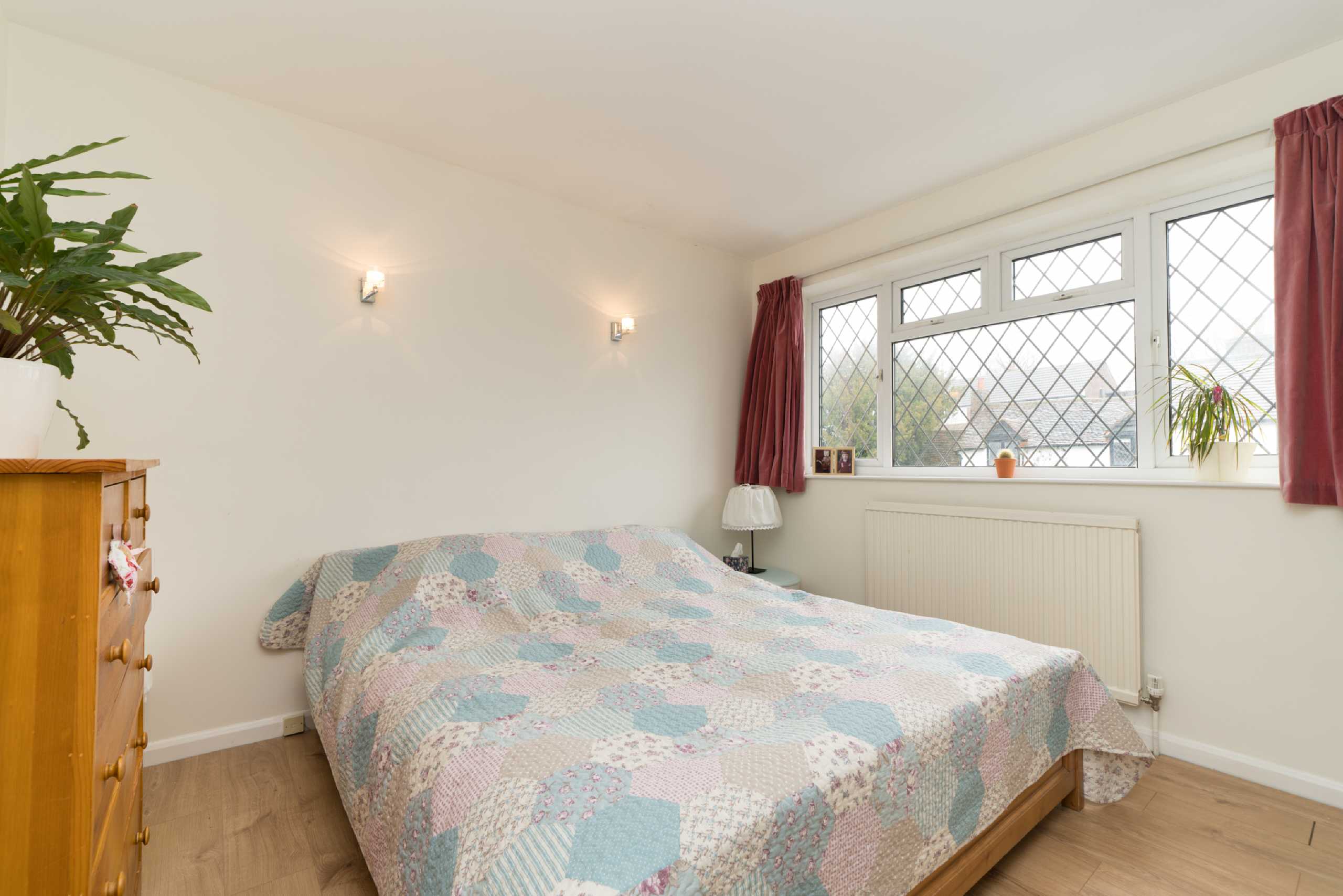 4 bed semi-detached house to rent in Woodside Road, Lower Woodside, LU1  - Property Image 10