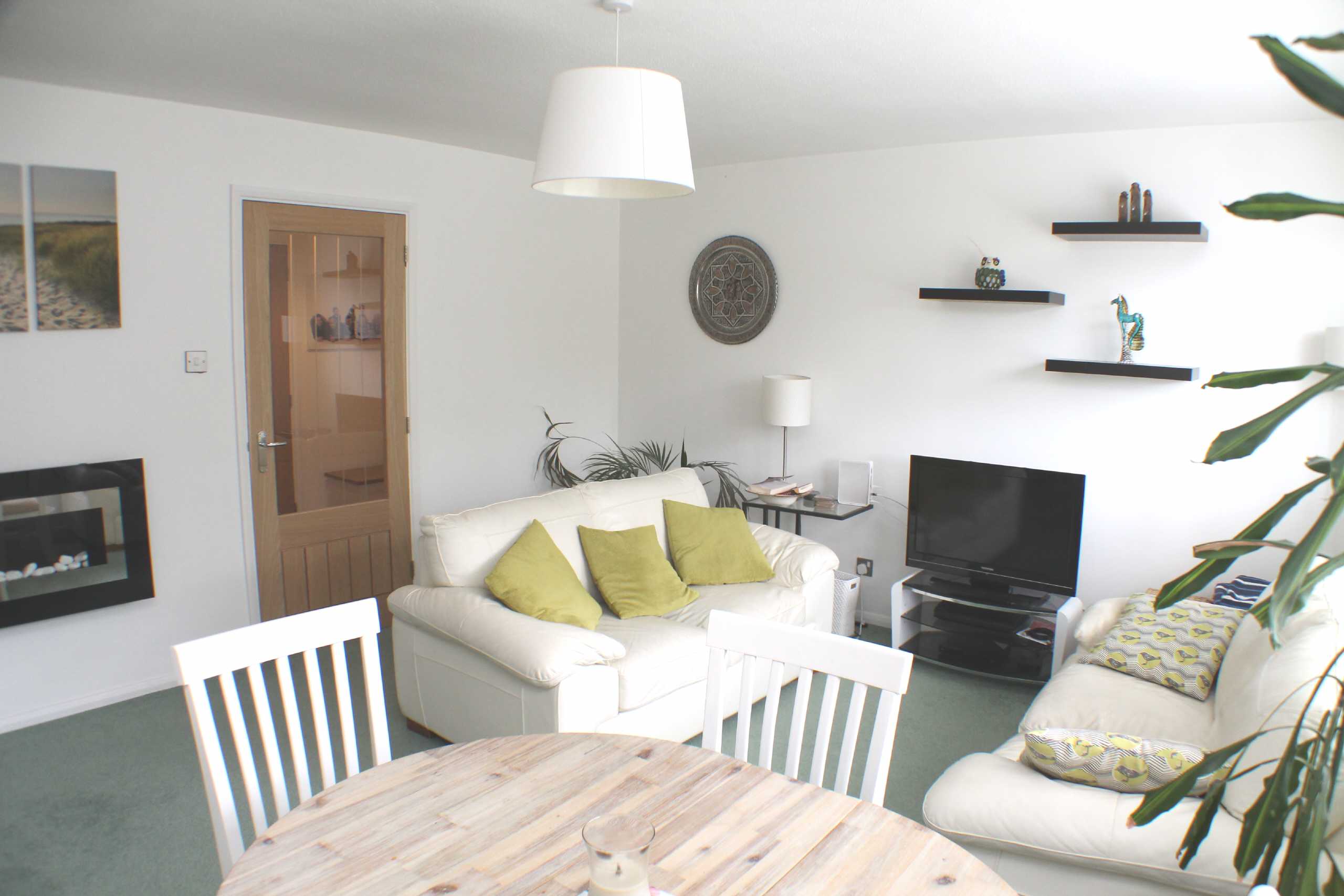2 bed apartment to rent in Aysgarth Close, Harpenden, Hertfordshire, AL5  - Property Image 3
