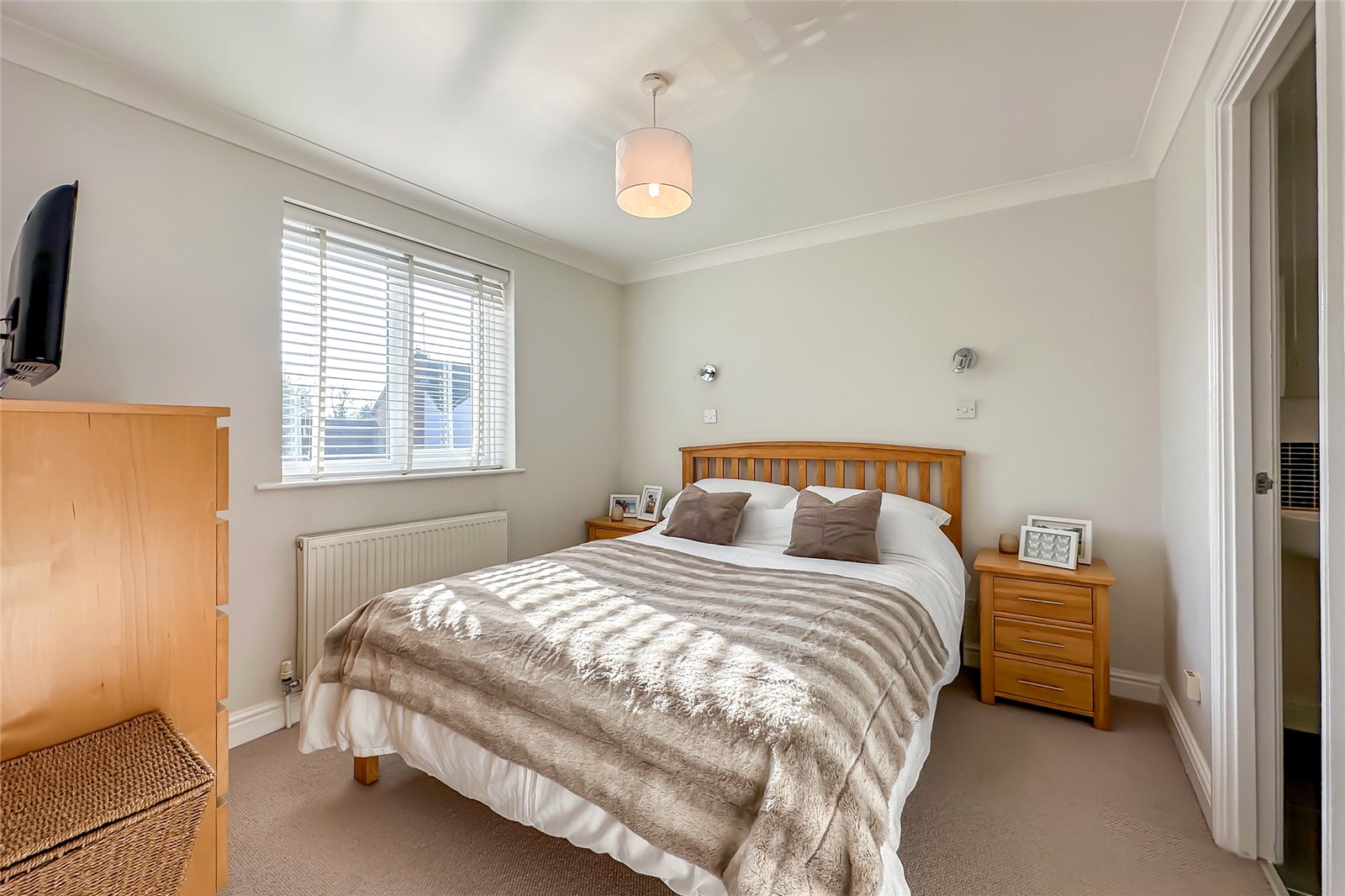 3 bed detached house for sale in Bewdley Close, Harpenden, Hertfordshire, AL5  - Property Image 7