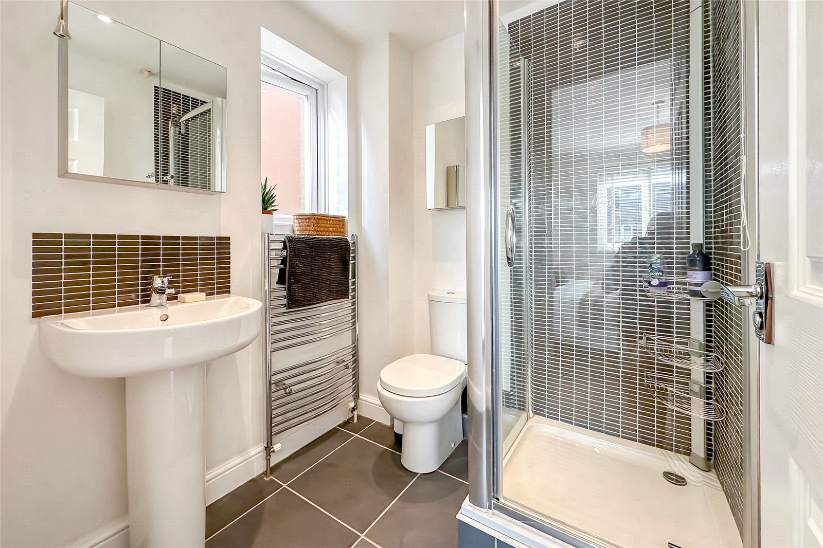 3 bed detached house for sale in Bewdley Close, Harpenden, Hertfordshire, AL5  - Property Image 10