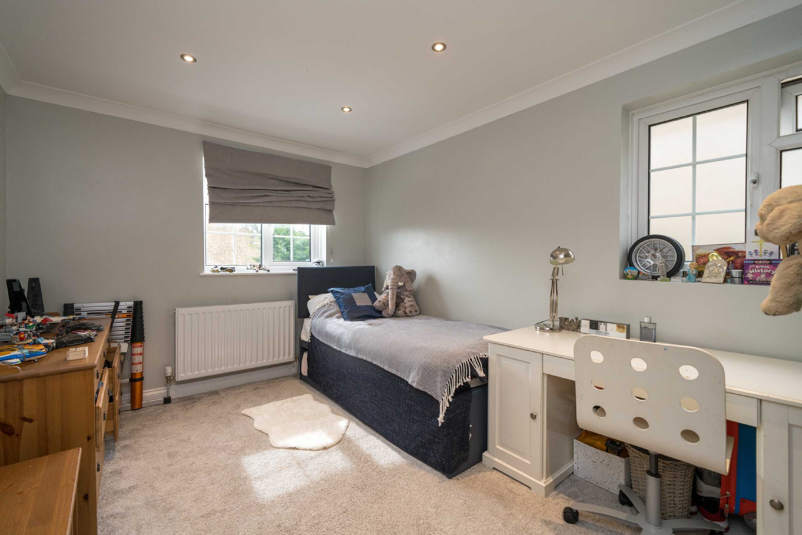 4 bed detached house for sale in Aldwickbury Crescent, Harpenden, Hertfordshire, AL5 - Property Image 6
