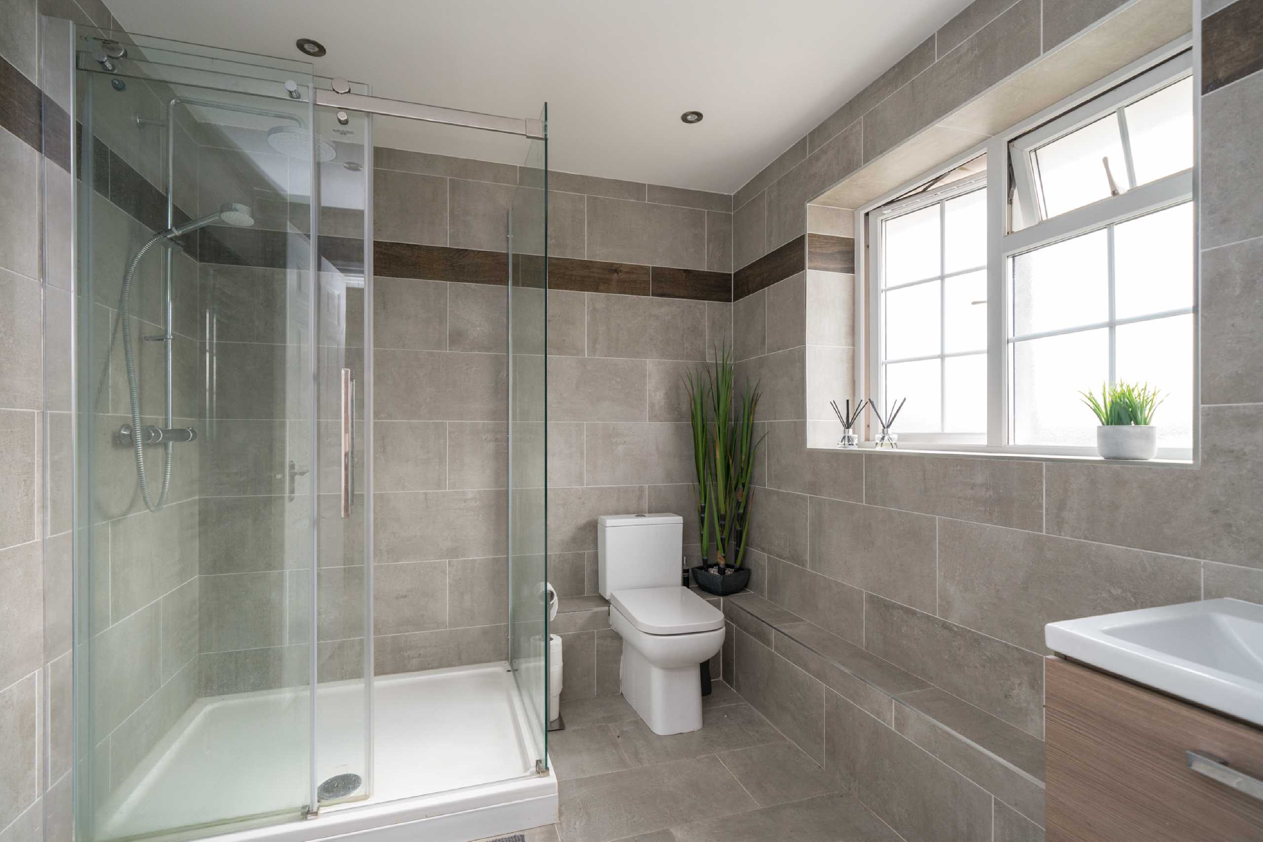 4 bed detached house for sale in Aldwickbury Crescent, Harpenden, Hertfordshire, AL5 - Property Image 9